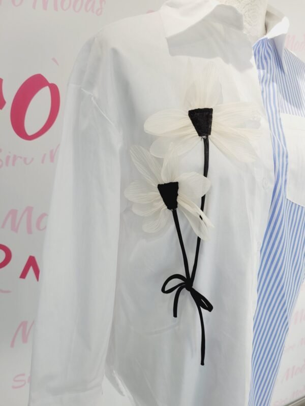 Blusa flor - Imagen 6